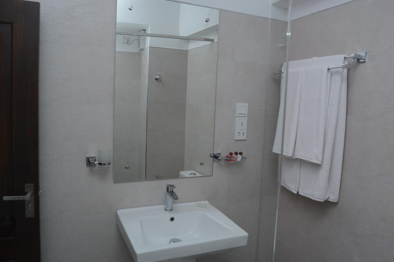 Sandriana Lake View Hotel Kandy Dış mekan fotoğraf