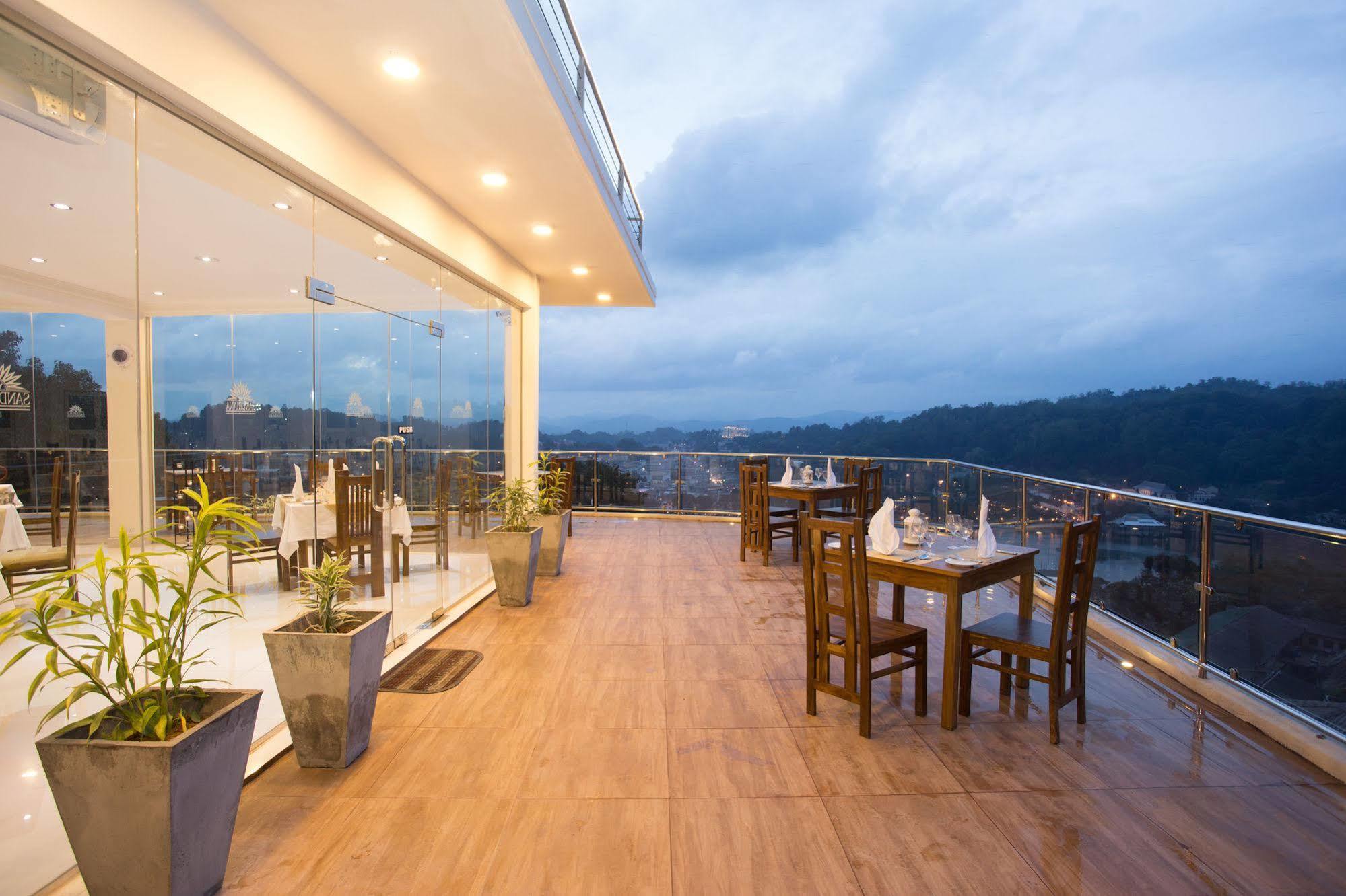 Sandriana Lake View Hotel Kandy Dış mekan fotoğraf