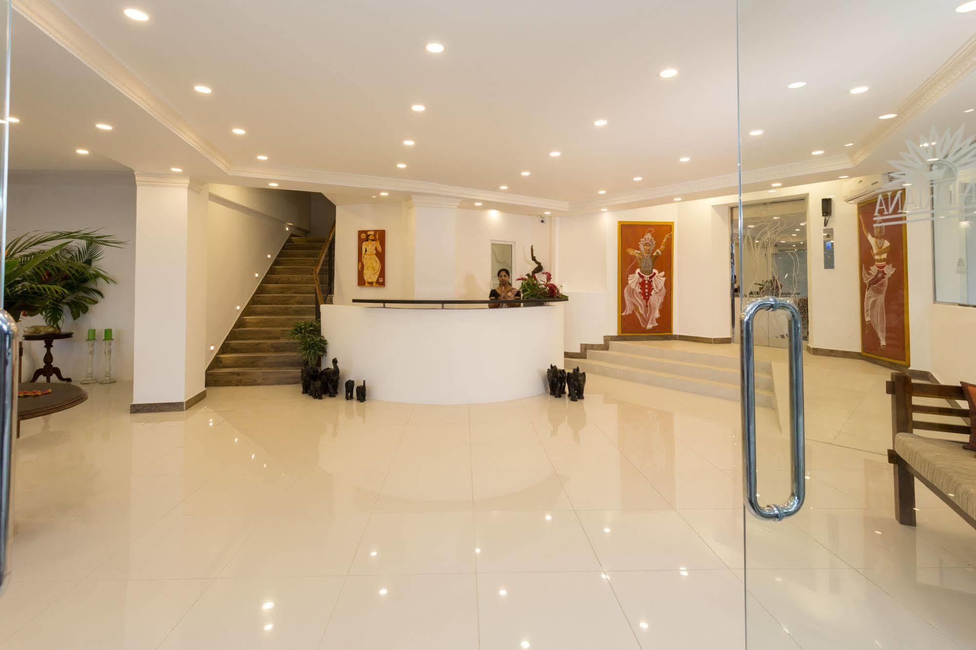 Sandriana Lake View Hotel Kandy Dış mekan fotoğraf